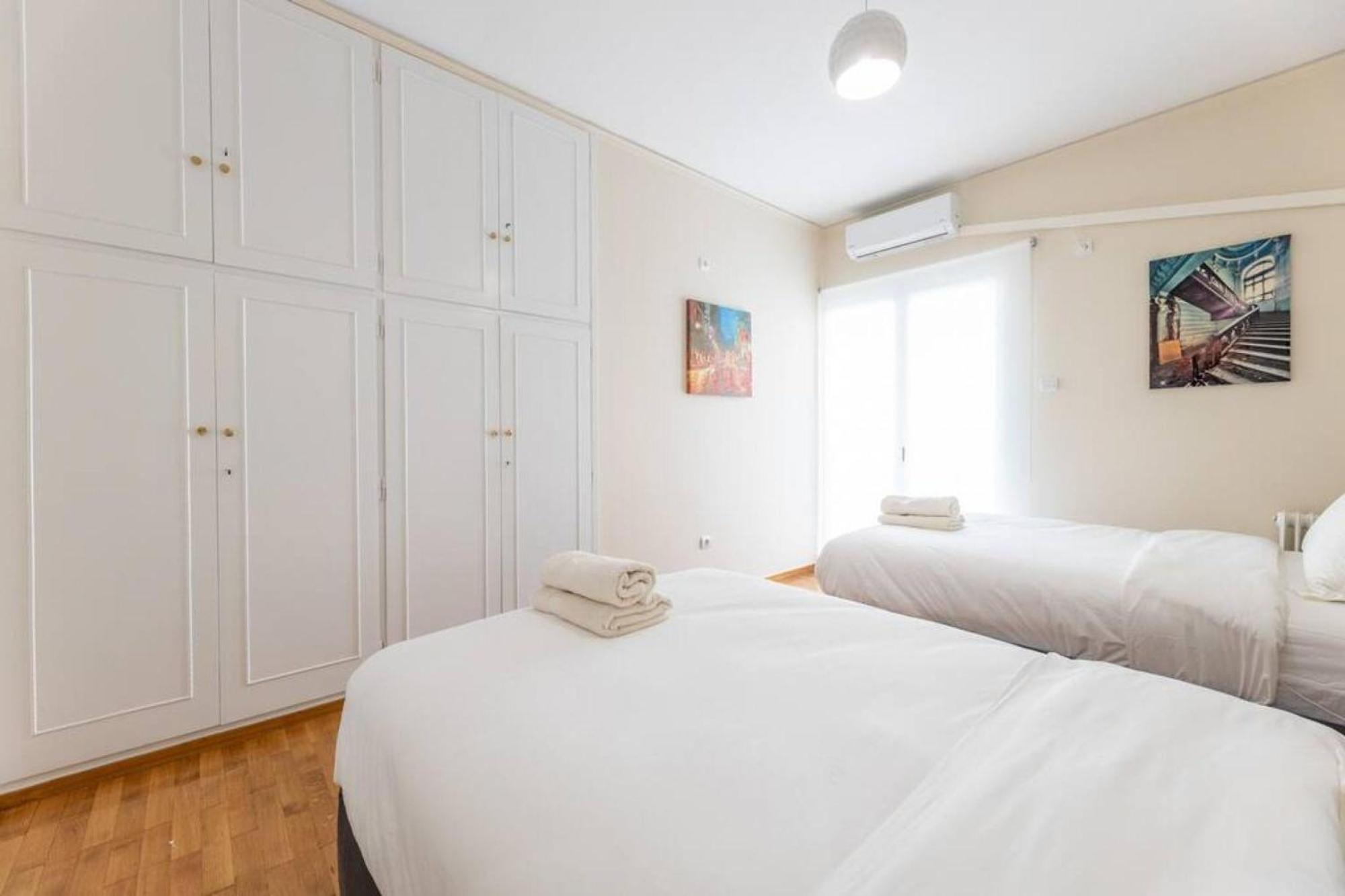 Amfitritis Family Lux Apartment At Palaio Faliro Афины Экстерьер фото