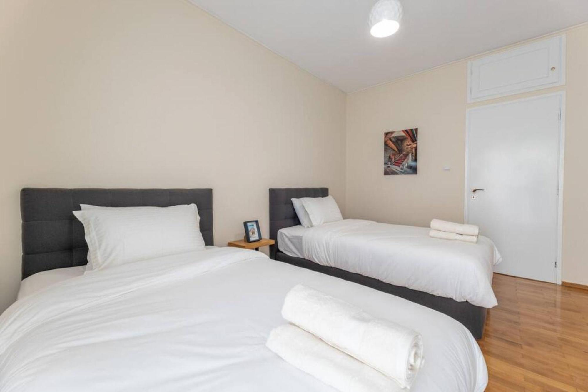 Amfitritis Family Lux Apartment At Palaio Faliro Афины Экстерьер фото