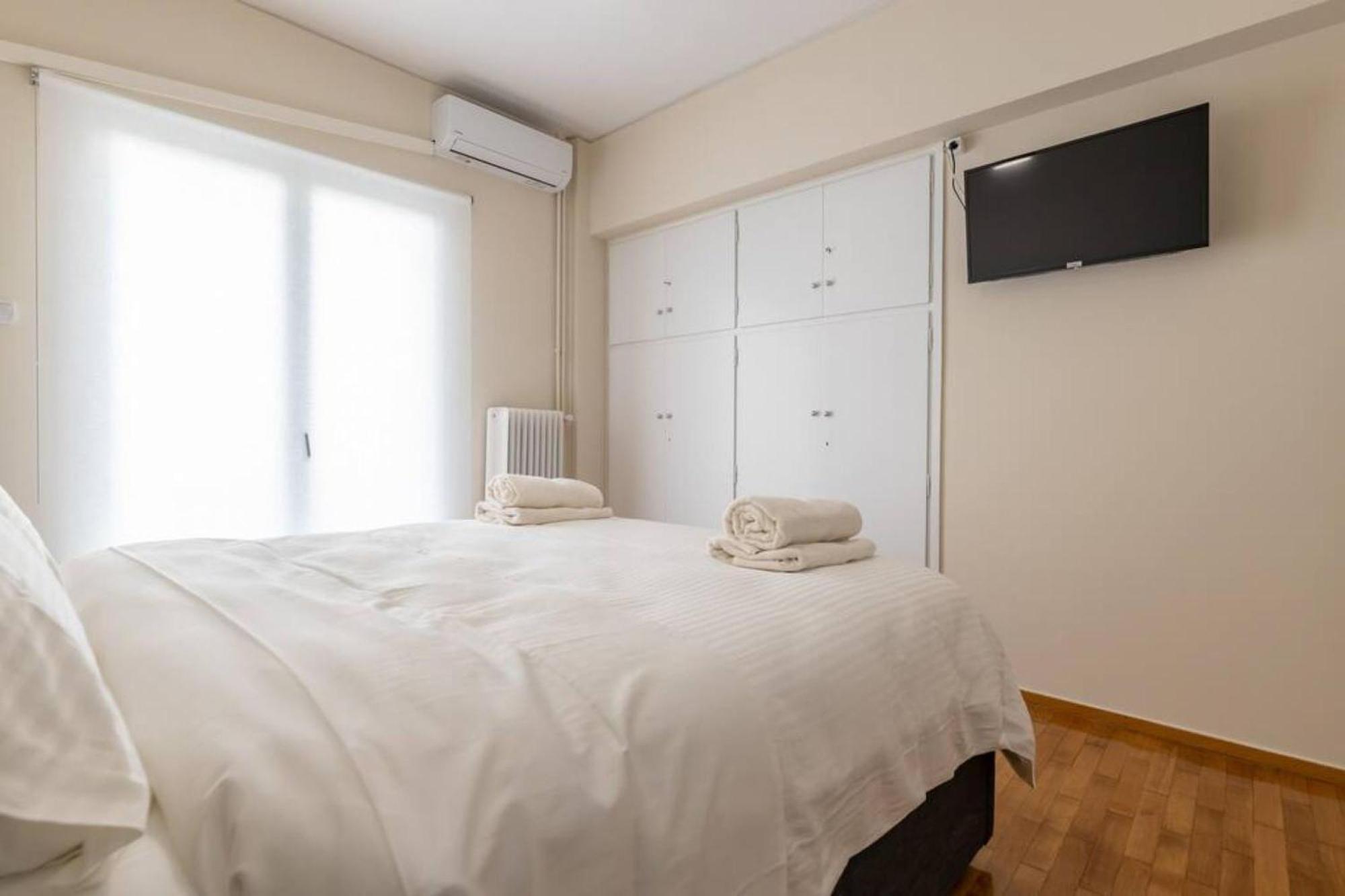 Amfitritis Family Lux Apartment At Palaio Faliro Афины Экстерьер фото
