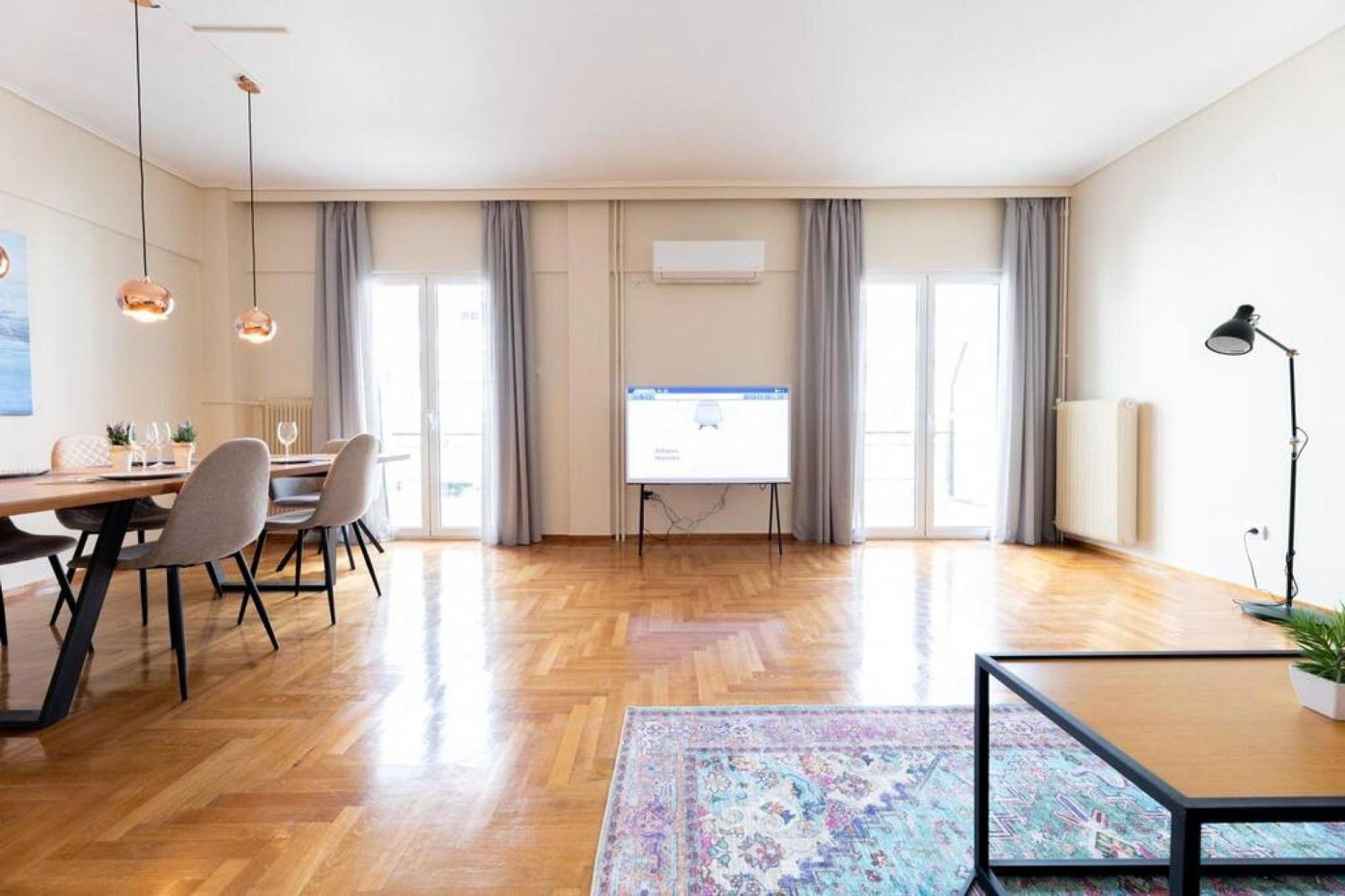 Amfitritis Family Lux Apartment At Palaio Faliro Афины Экстерьер фото