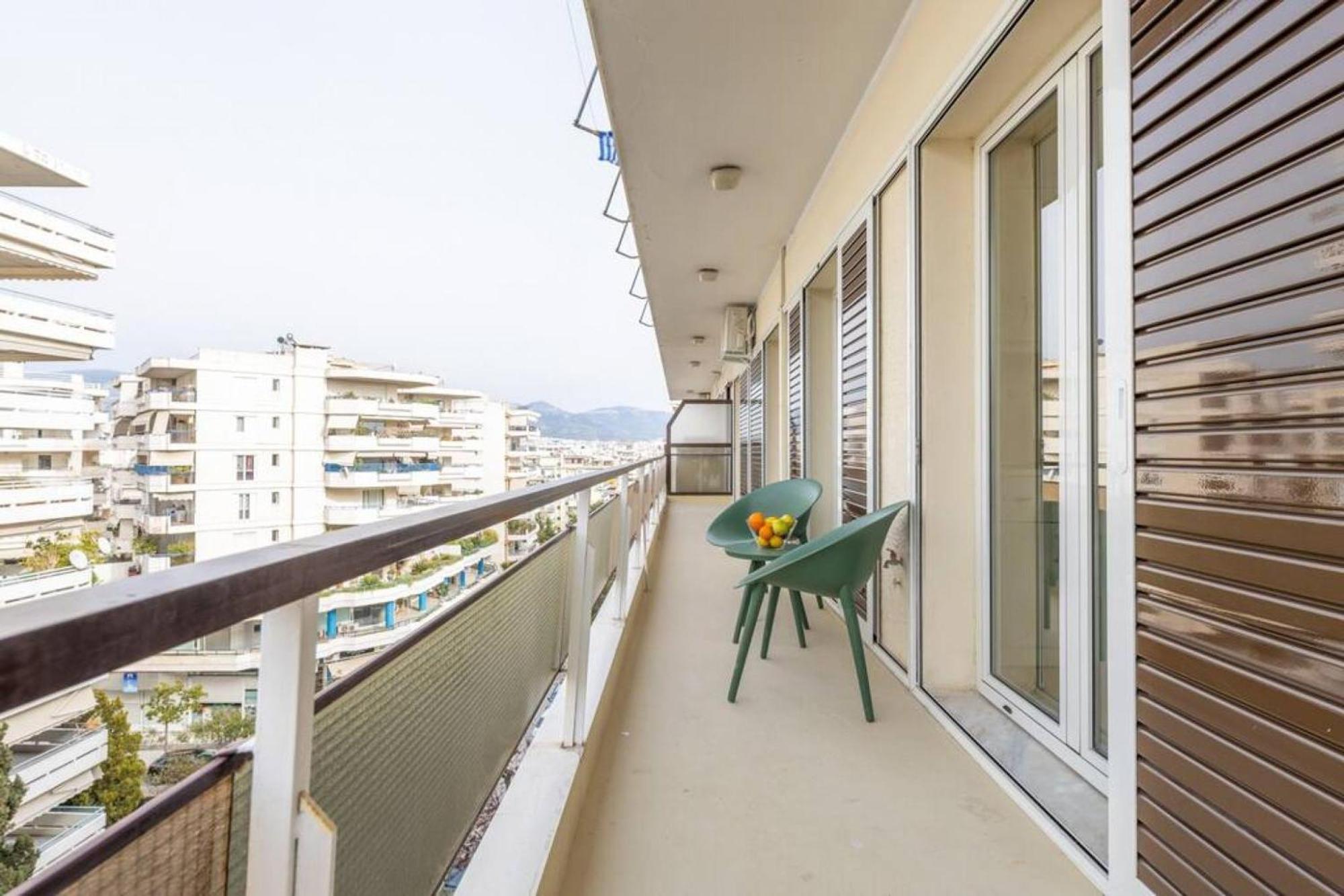 Amfitritis Family Lux Apartment At Palaio Faliro Афины Экстерьер фото