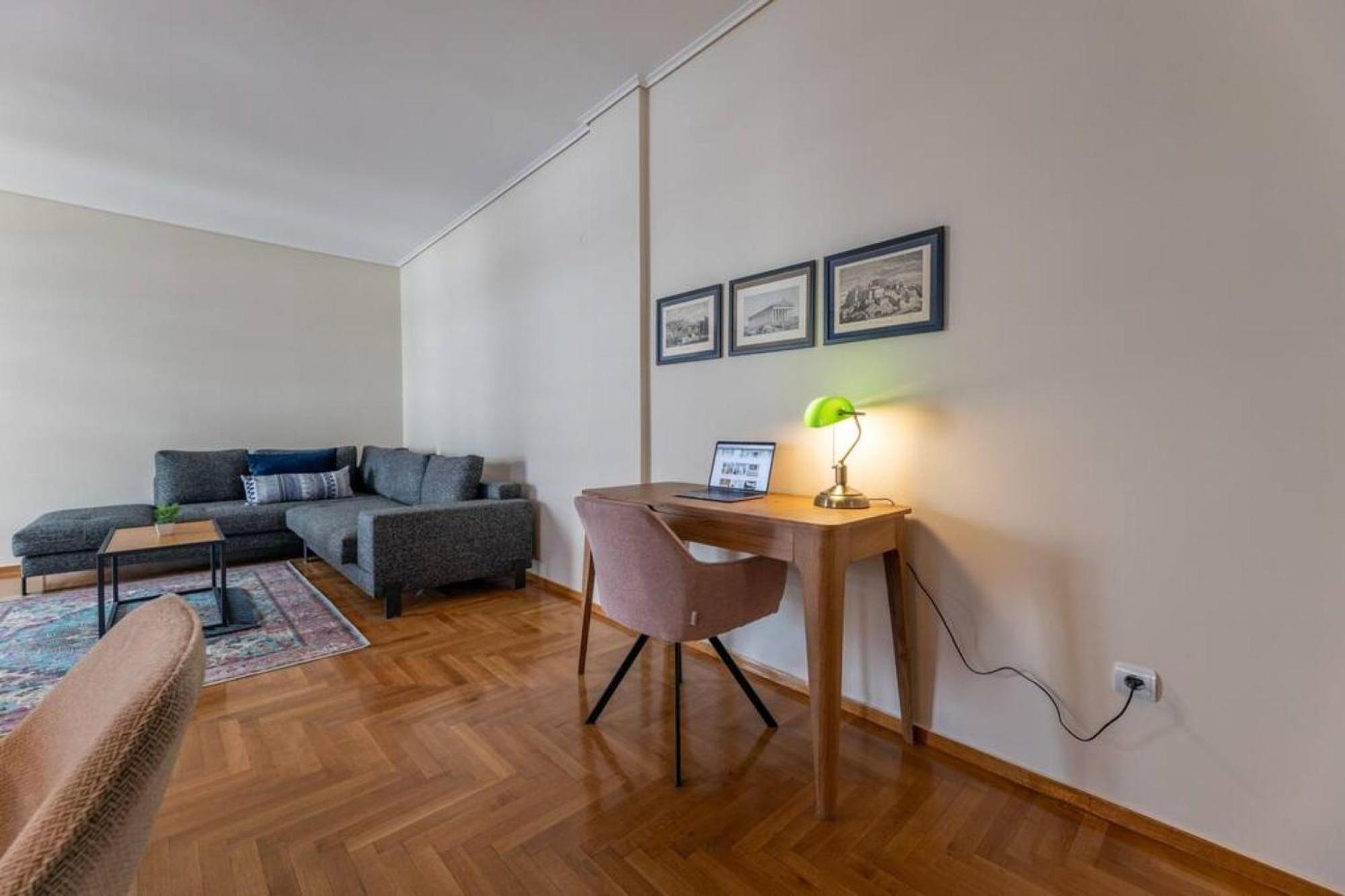 Amfitritis Family Lux Apartment At Palaio Faliro Афины Экстерьер фото