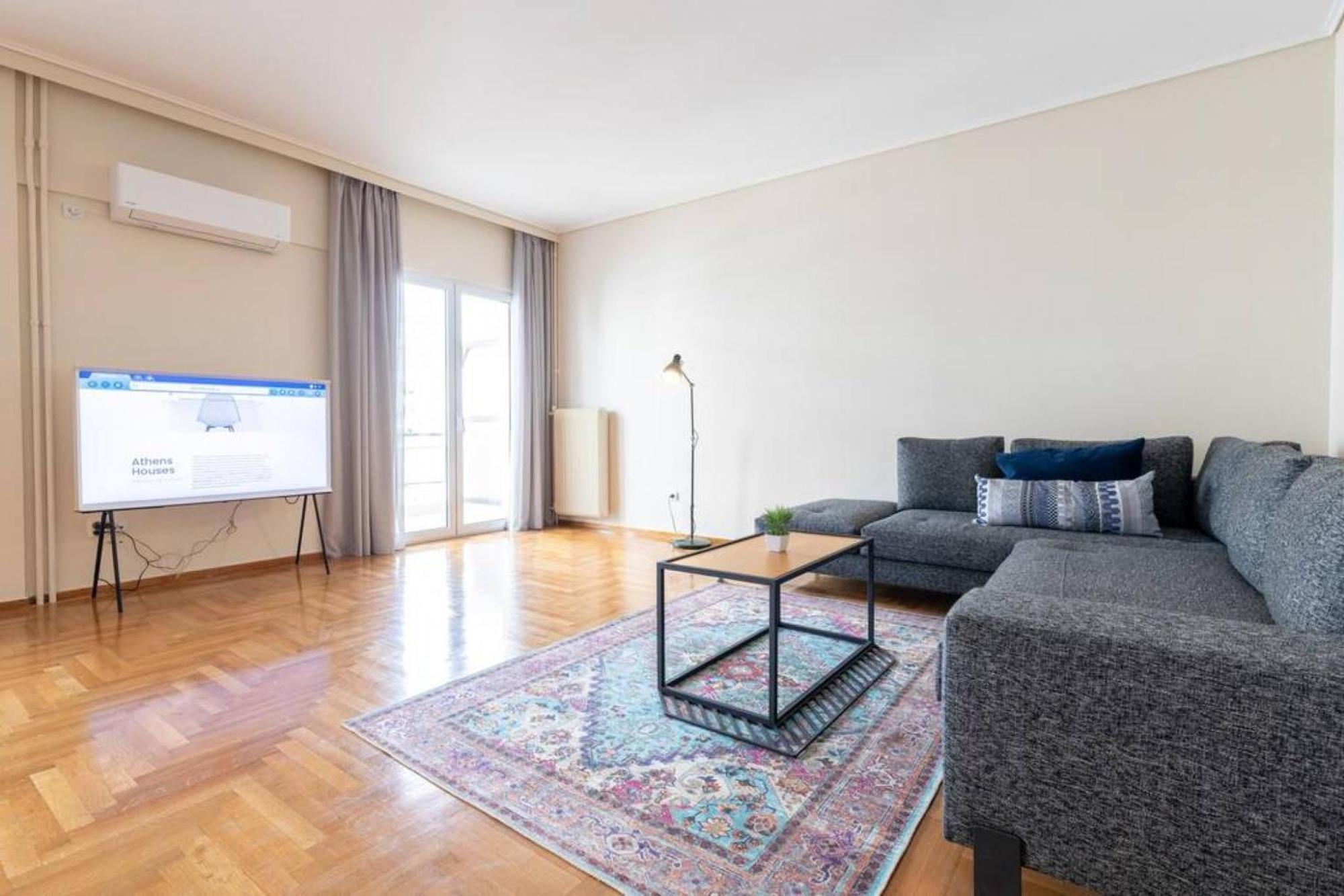 Amfitritis Family Lux Apartment At Palaio Faliro Афины Экстерьер фото