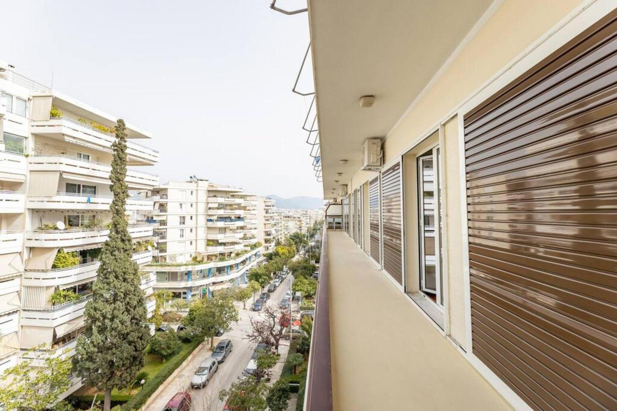 Amfitritis Family Lux Apartment At Palaio Faliro Афины Экстерьер фото